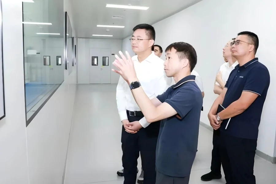 经纬天地迎来锡山区委一行走访交流